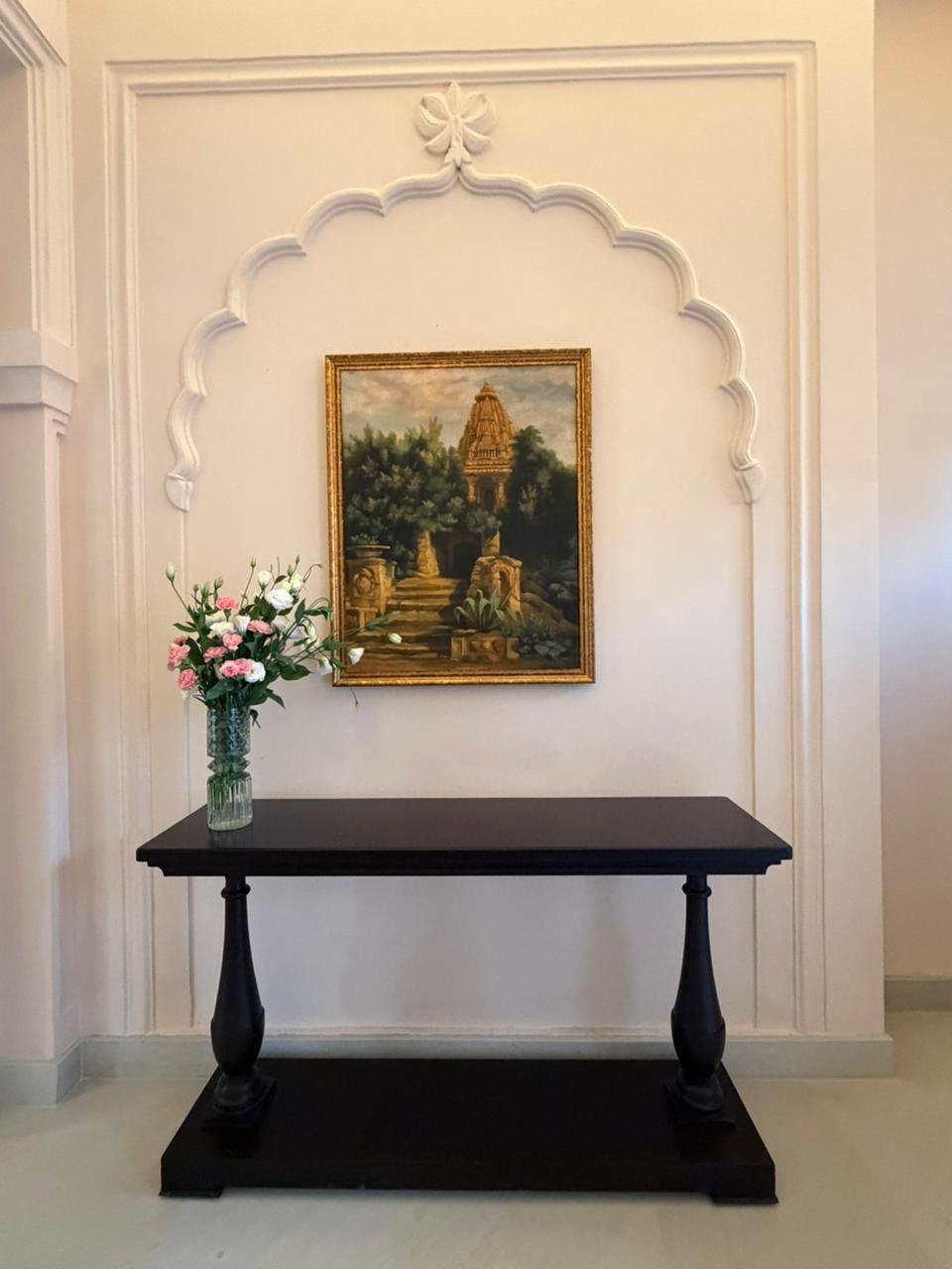 An art programme for a hospitality project — The Artemist